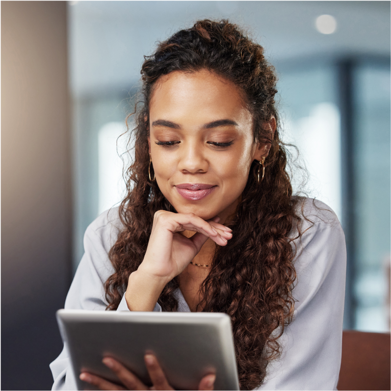 Women on Ipad Women on Ipad