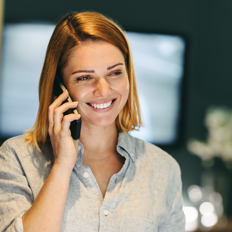 Women on Phone Women on Phone